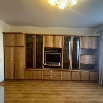 Сдается 1-комнатная квартира, 50 м²