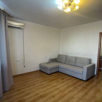 Сдается 1-комнатная квартира, 50 м²