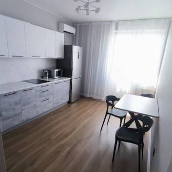 Сдается 1-комнатная квартира, 41 м²