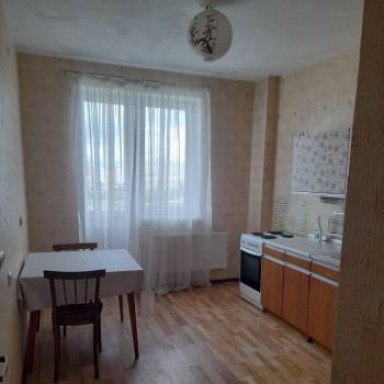 Сдается 2-х комнатная квартира, 70 м²