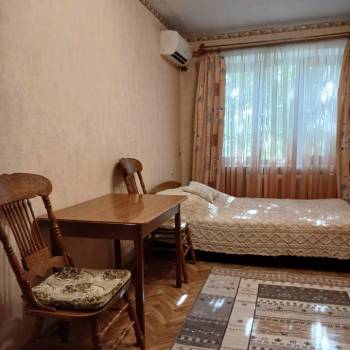 Сдается 1-комнатная квартира, 40 м²