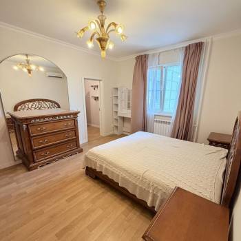 Сдается 2-х комнатная квартира, 91 м²