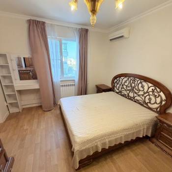 Сдается 2-х комнатная квартира, 91 м²