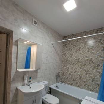 Сдается 1-комнатная квартира, 42 м²