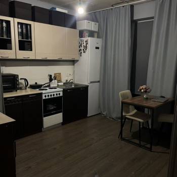 Продается 1-комнатная квартира, 36,5 м²