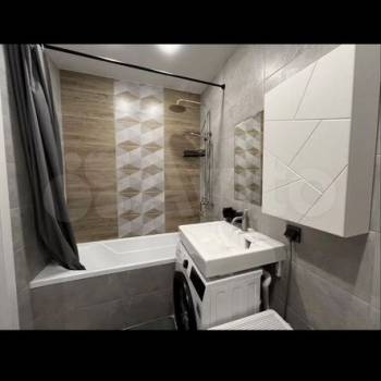 Продается 1-комнатная квартира, 37 м²
