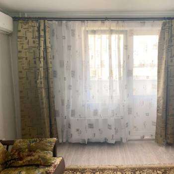 Сдается 1-комнатная квартира, 42 м²