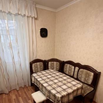 Сдается 1-комнатная квартира, 38 м²