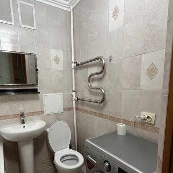 Сдается 1-комнатная квартира, 38 м²