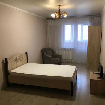 Сдается 1-комнатная квартира, 43,5 м²
