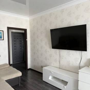 Продается 1-комнатная квартира, 40 м²