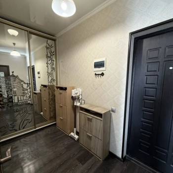 Продается 1-комнатная квартира, 40 м²