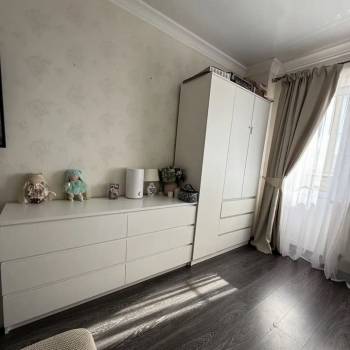 Продается 1-комнатная квартира, 40 м²