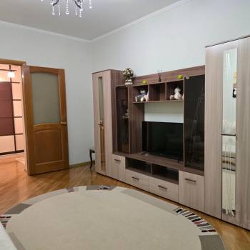 Сдается 2-х комнатная квартира, 85 м²