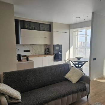 Продается 1-комнатная квартира, 39,7 м²