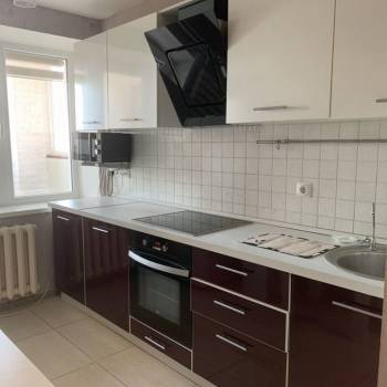 Сдается 1-комнатная квартира, 38 м²