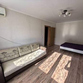 Сдается 1-комнатная квартира, 37,5 м²