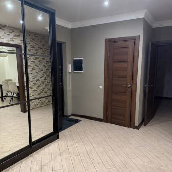 Сдается 2-х комнатная квартира, 65 м²