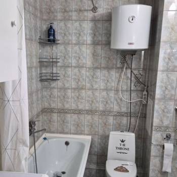 Сдается 1-комнатная квартира, 29,6 м²