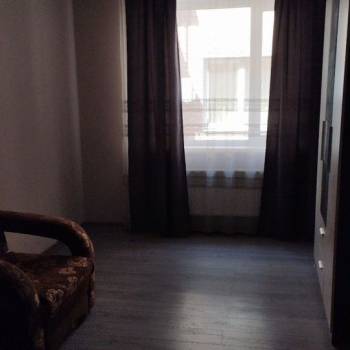 Сдается 1-комнатная квартира, 42 м²
