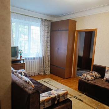 Сдается 2-х комнатная квартира, 42 м²