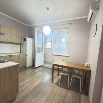Сдается 2-х комнатная квартира, 70 м²