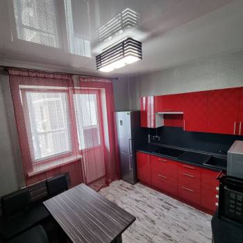 Сдается 1-комнатная квартира, 50 м²