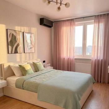 Сдается 1-комнатная квартира, 42 м²