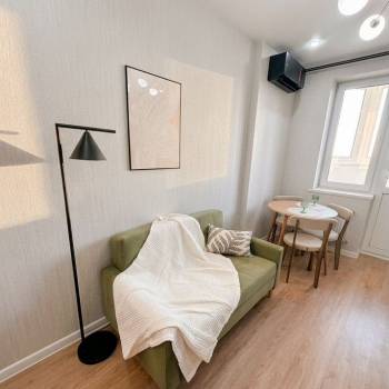 Сдается 1-комнатная квартира, 42 м²