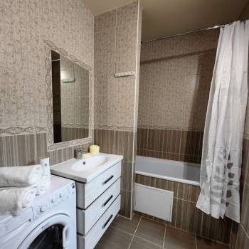 Сдается 2-х комнатная квартира, 63 м²