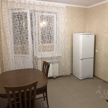 Сдается 1-комнатная квартира, 44 м²