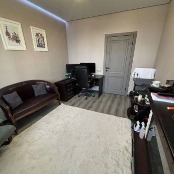 Продается 3-х комнатная квартира, 102 м²