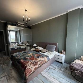 Продается 1-комнатная квартира, 35 м²