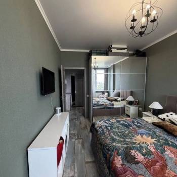 Продается 1-комнатная квартира, 35 м²