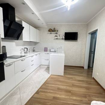 Продается 3-х комнатная квартира, 93 м²