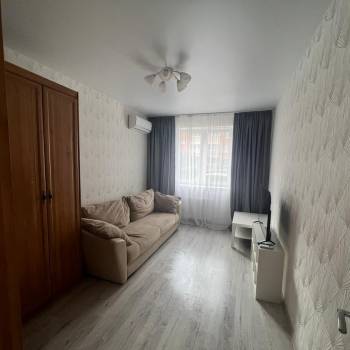 Сдается 1-комнатная квартира, 35 м²