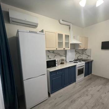 Сдается 1-комнатная квартира, 35 м²