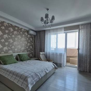 Сдается Многокомнатная квартира, 100 м²
