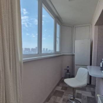 Сдается Многокомнатная квартира, 100 м²