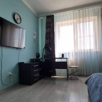 Сдается Многокомнатная квартира, 100 м²