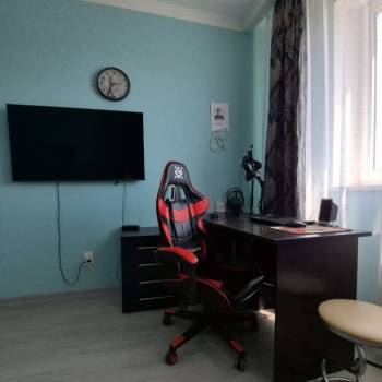 Сдается Многокомнатная квартира, 100 м²