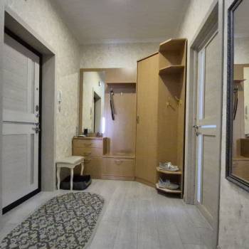 Сдается Многокомнатная квартира, 100 м²