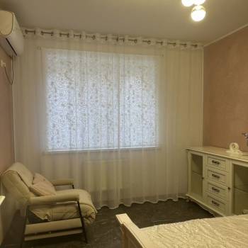 Продается 1-комнатная квартира, 37,8 м²