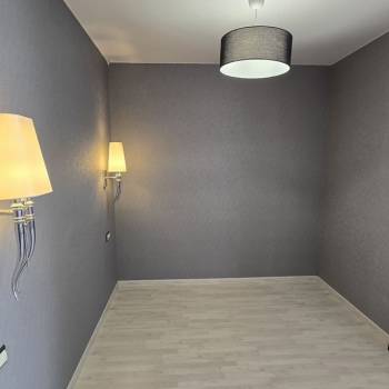 Продается 1-комнатная квартира, 35 м²