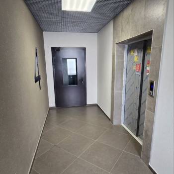 Продается 1-комнатная квартира, 35 м²