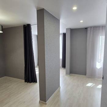 Продается 1-комнатная квартира, 35 м²