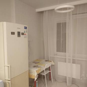 Сдается 1-комнатная квартира, 39 м²