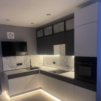 Продается 1-комнатная квартира, 41 м²