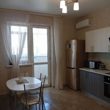 Сдается 1-комнатная квартира, 43,5 м²