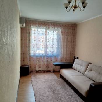 Продается 1-комнатная квартира, 34 м²